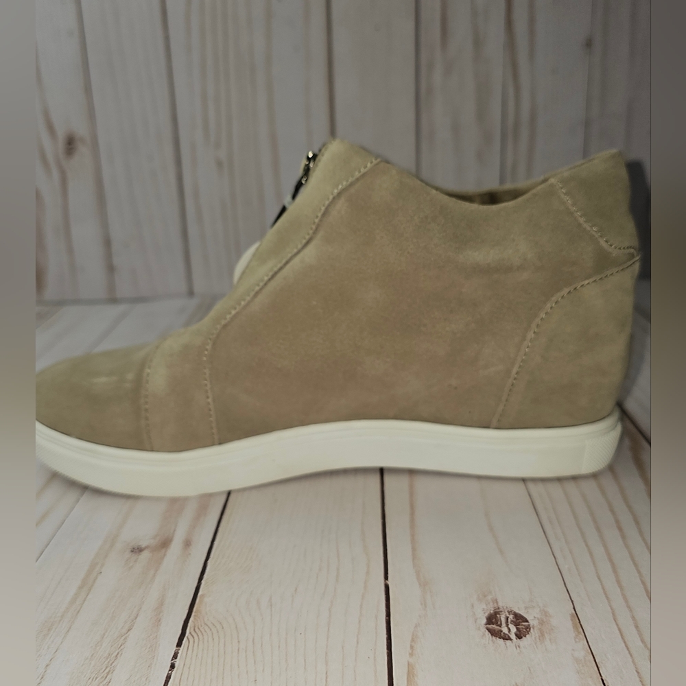 Blondo worn once Waterproof Suede Glenda Wedge Sneakers - Picture 6 of 10